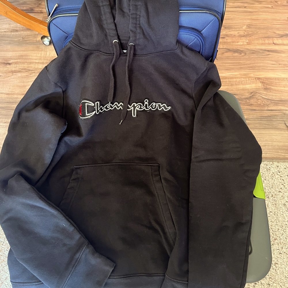 Unisex, black Champion hoodie, size medium